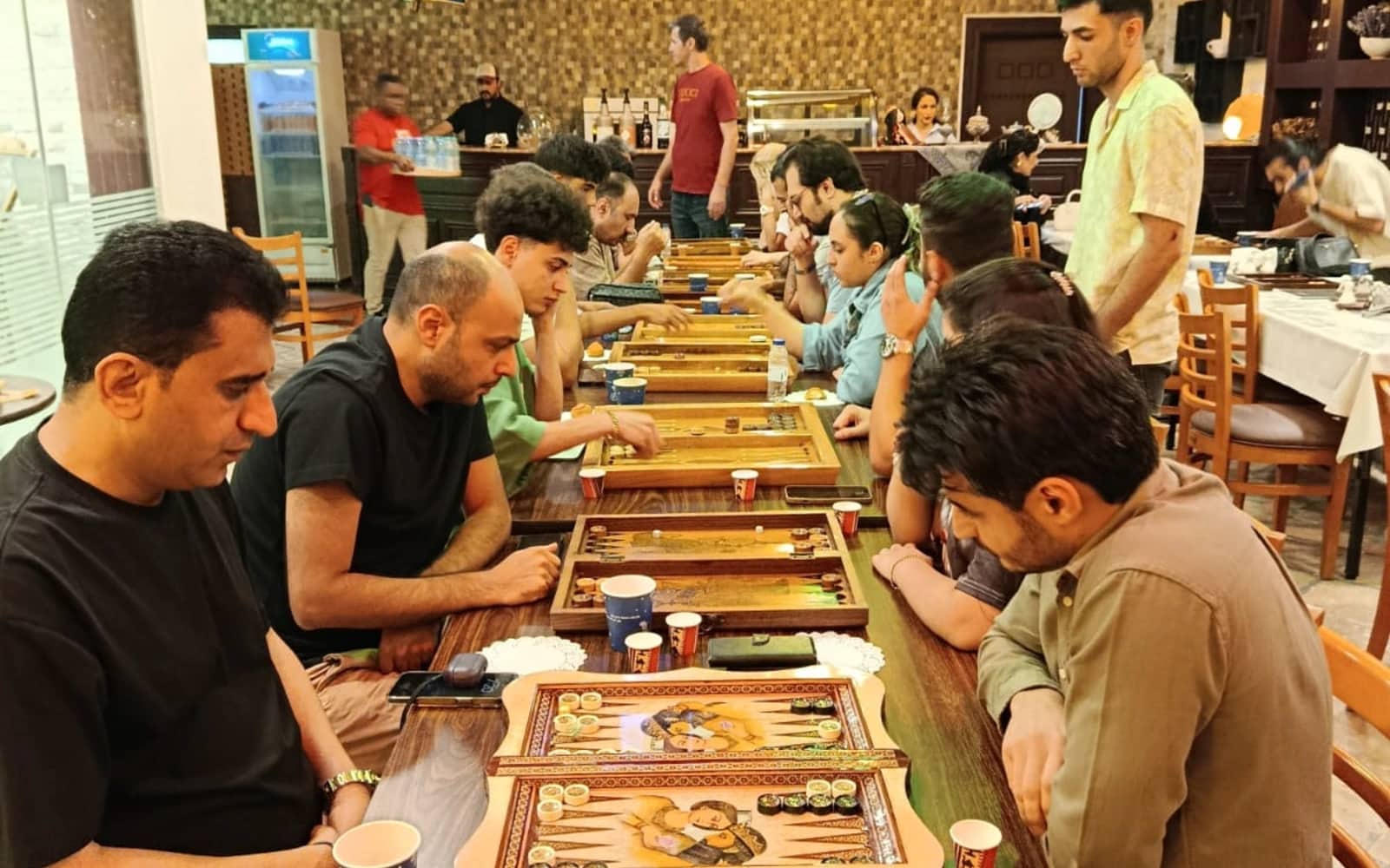 کافه رستوران امیران 2